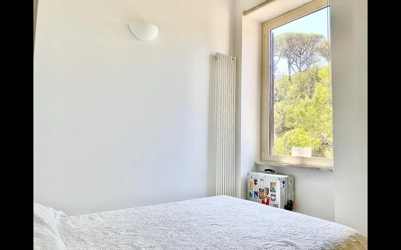 Charming Mini Apartment Near Vatican With Parking Rome