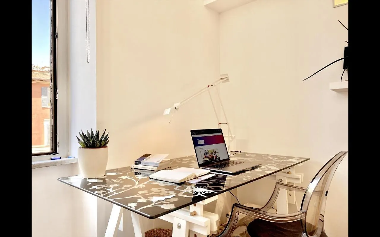 Charming Mini Apartment Near Vatican With Parking Rome