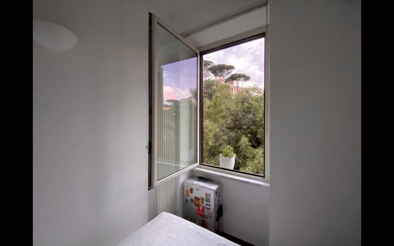 Charming Mini Apartment Near Vatican With Parking Rome